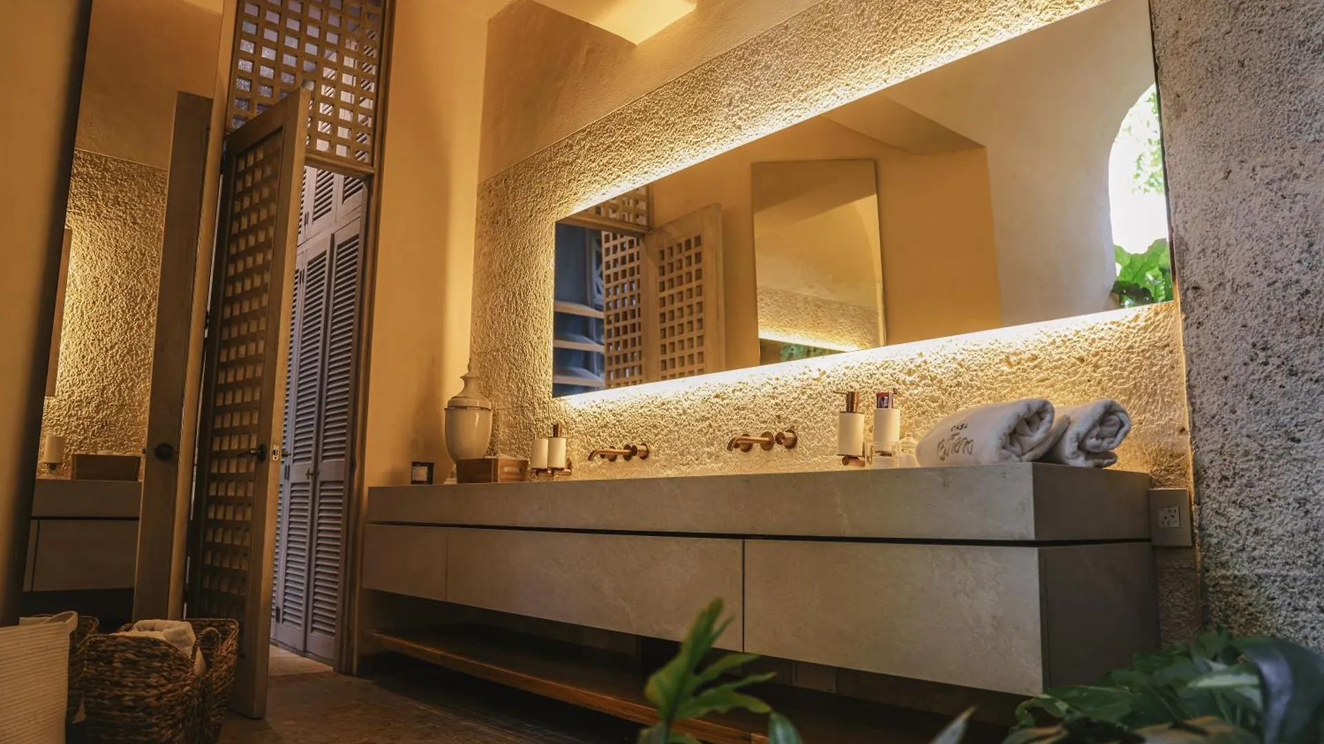 Hotel Casa Santiago Botero Lux By Seratta Cartagena